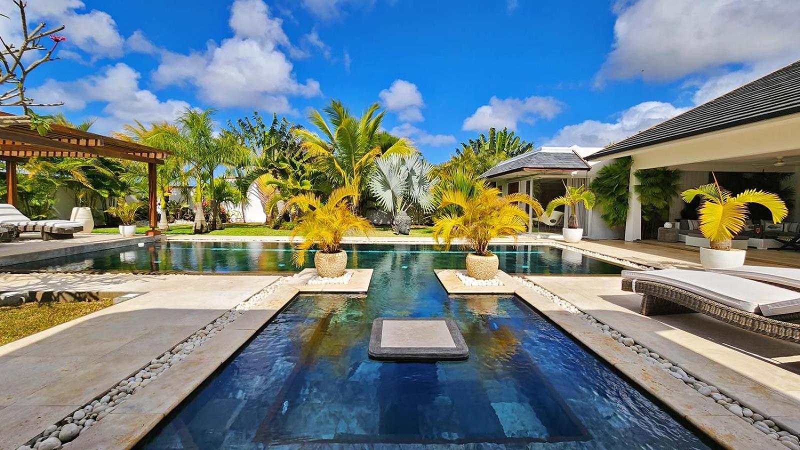 Clos Du Littoral By Fine & Country Grand-Baie Exterior photo