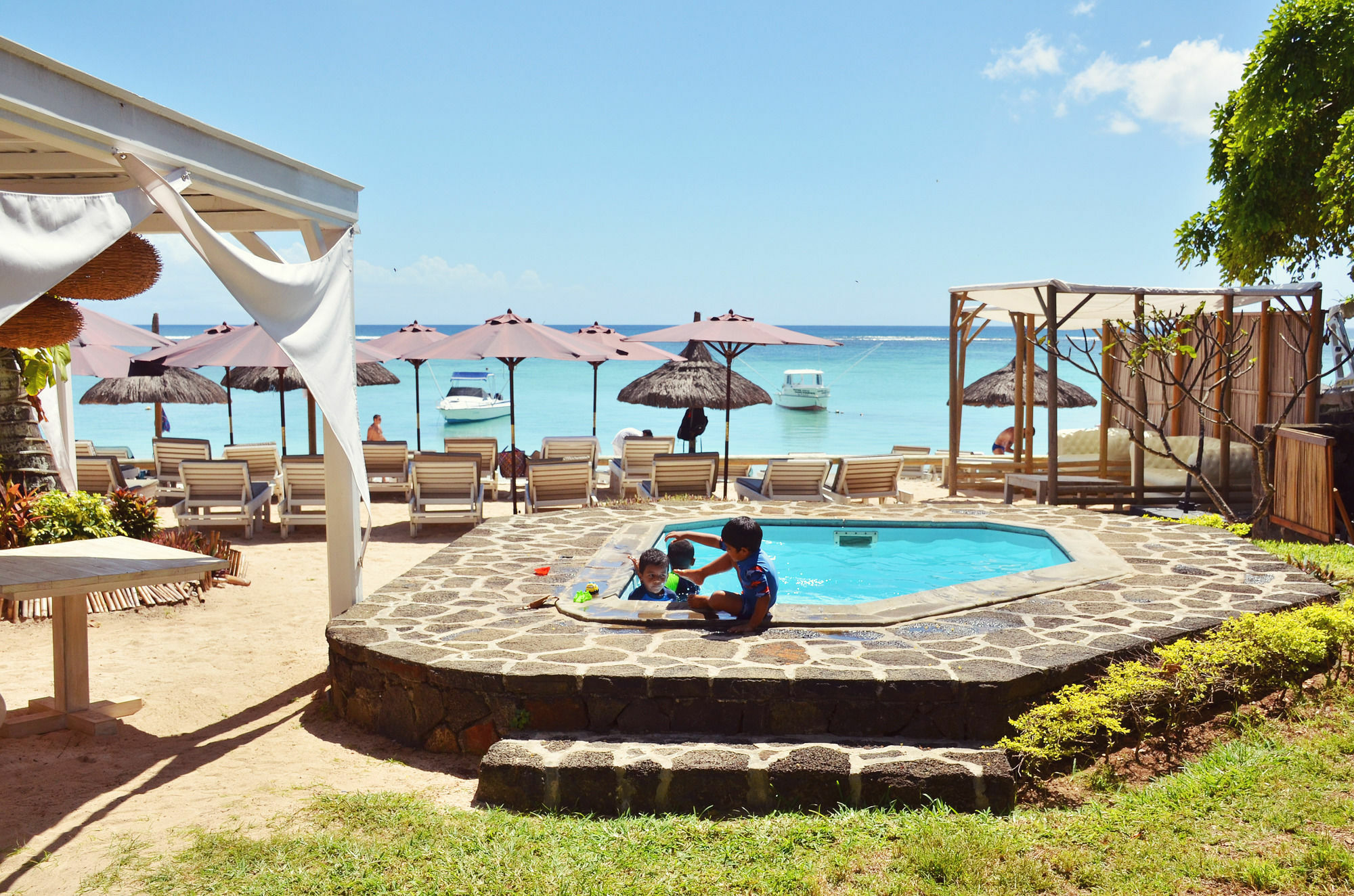 Clos Du Littoral By Fine & Country Grand-Baie Exterior photo